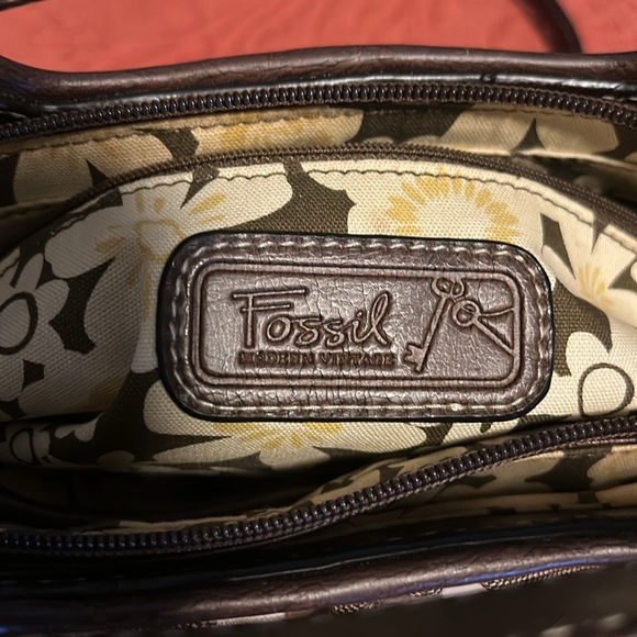 Fossil Modern Vintage: Cloth & Faux Leather Purse, Removable Strap - Picture 7 of 13